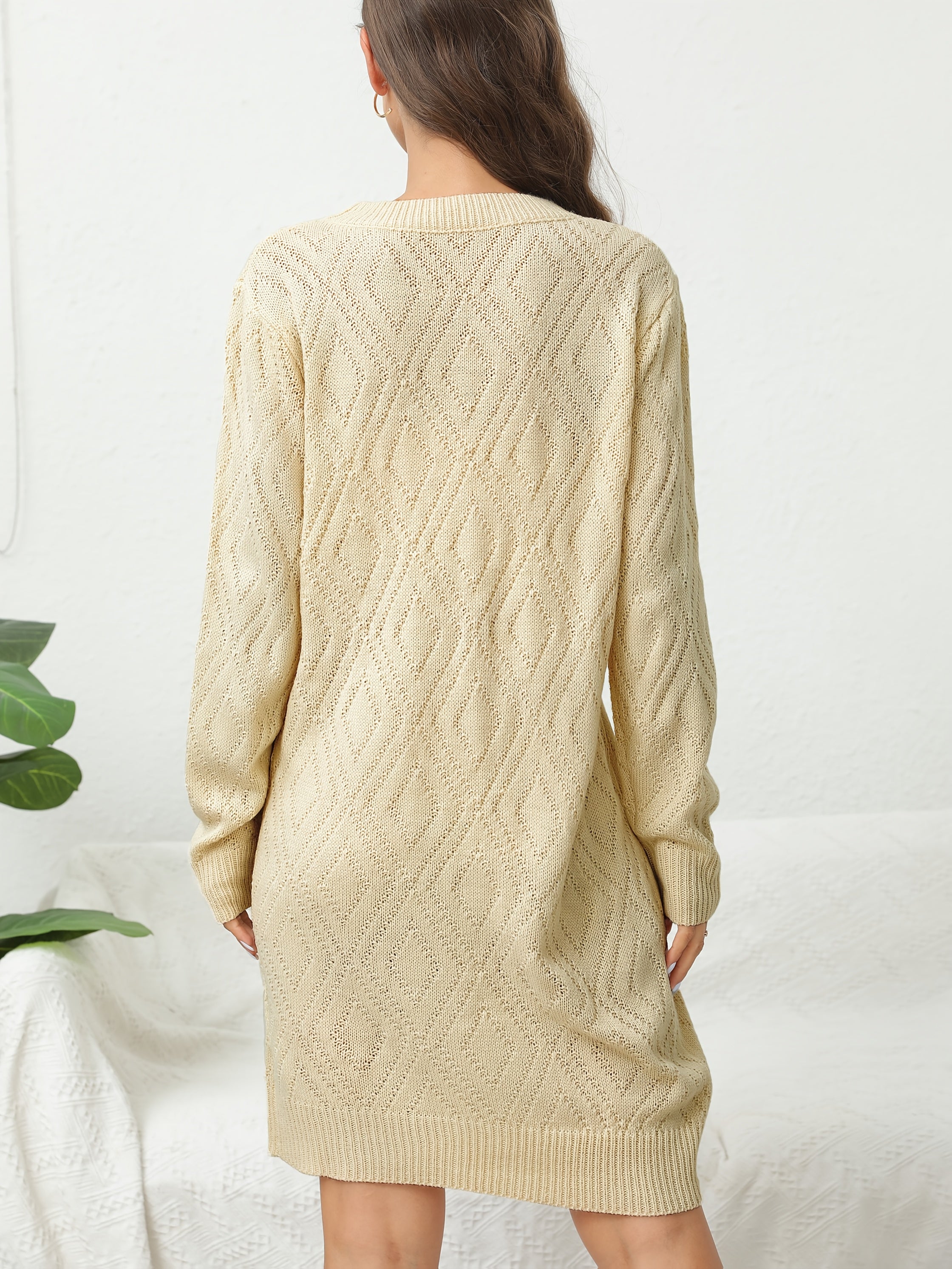 SOPHIA & ROSE | Classic Diamond‑Pattern Knit Midi Dress