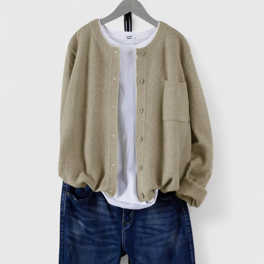 Clara - Casual Button-Up Cardigan