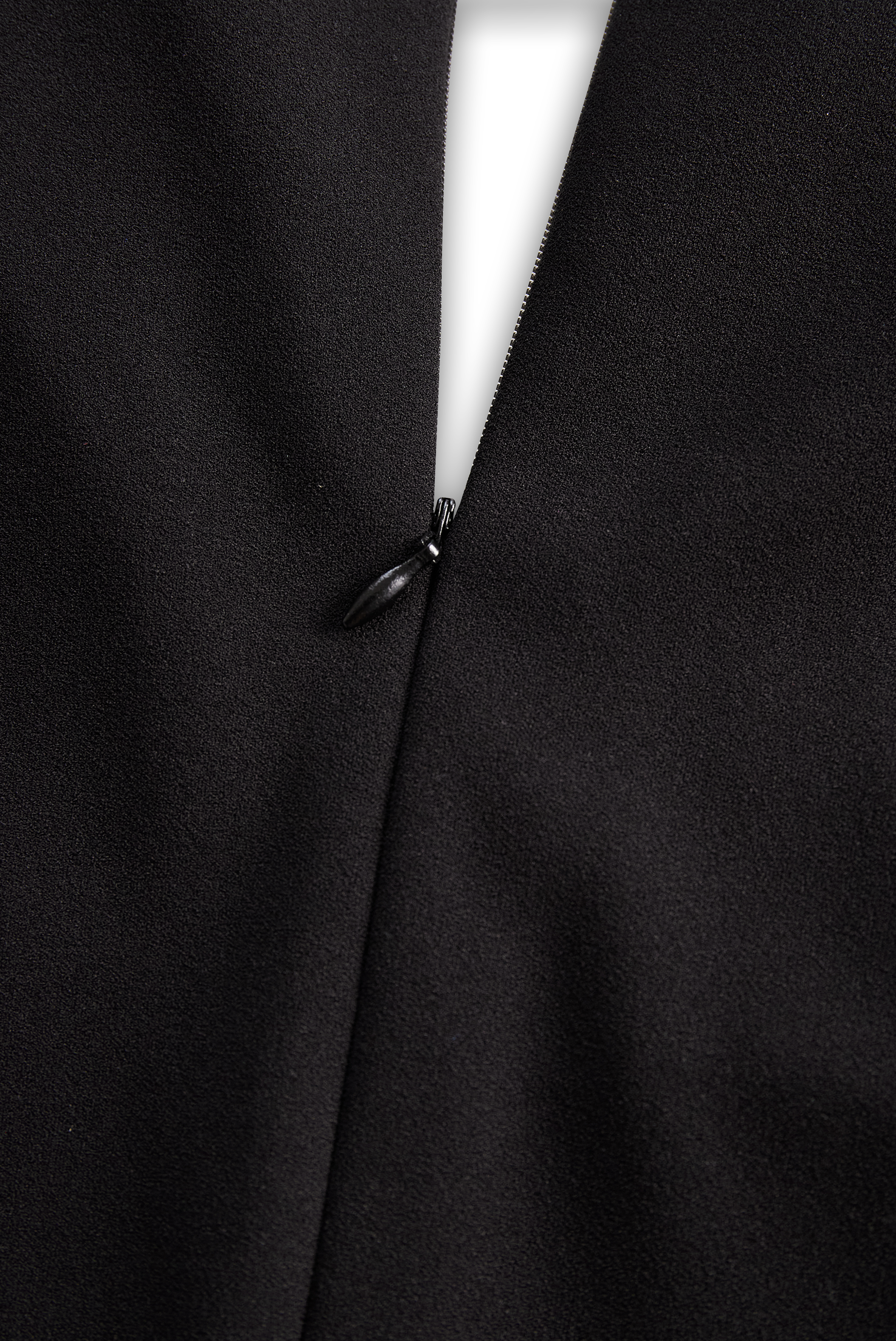 CLARIBEL | REFINED BLACK DRESS