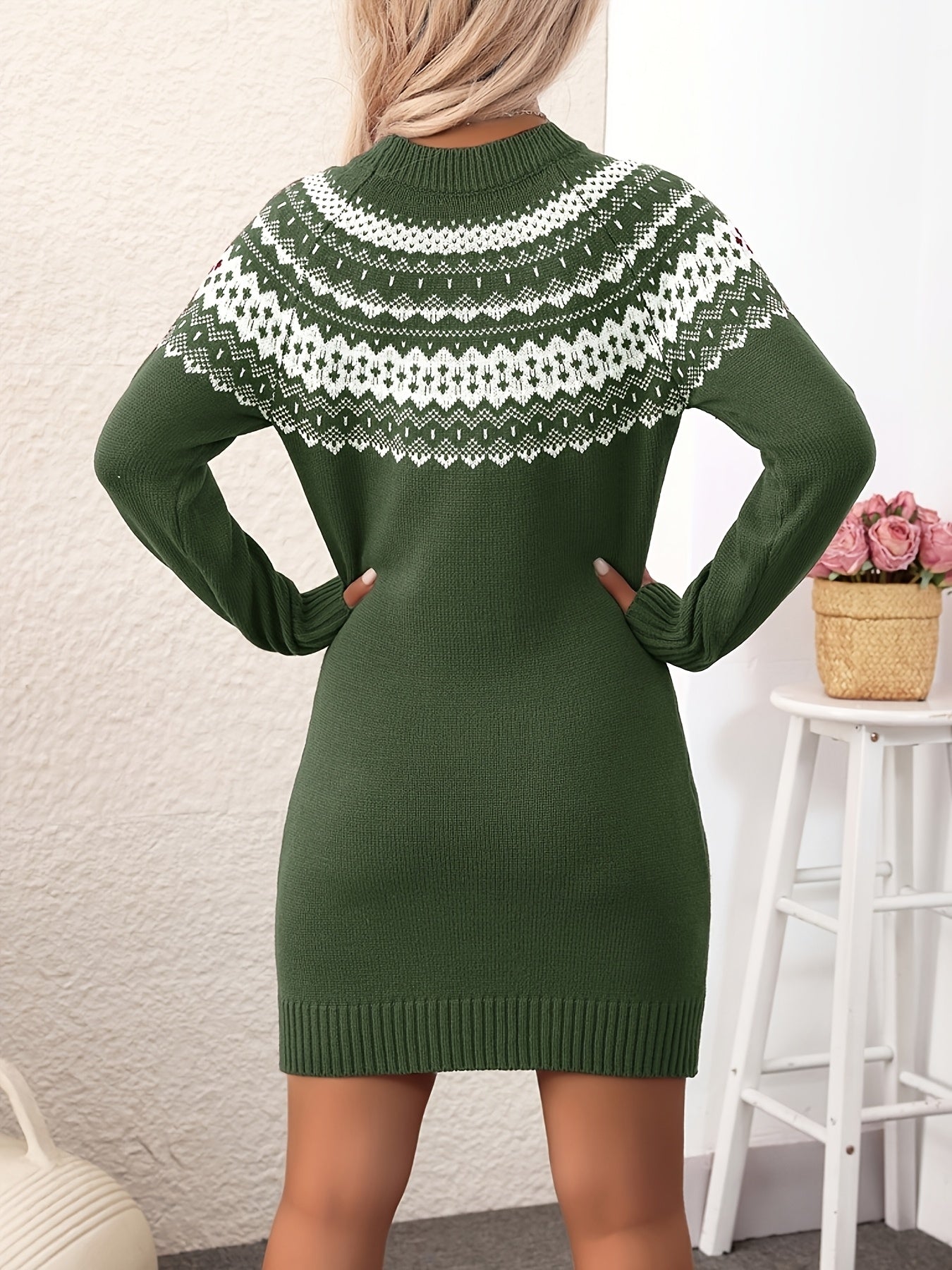 SOPHIA & ROSE | Geometric Pattern Pullover Knit Dress