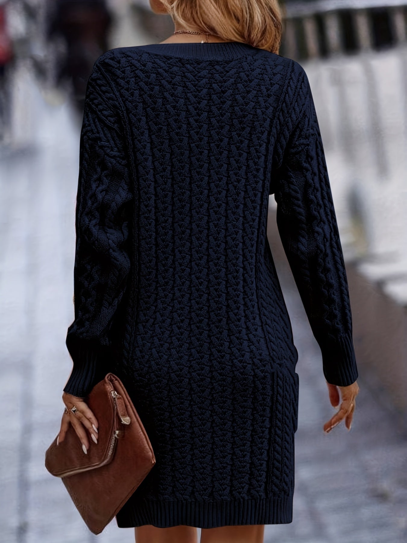 SOPHIA & ROSE | Classic Cable Knit V‑Neck Sweater